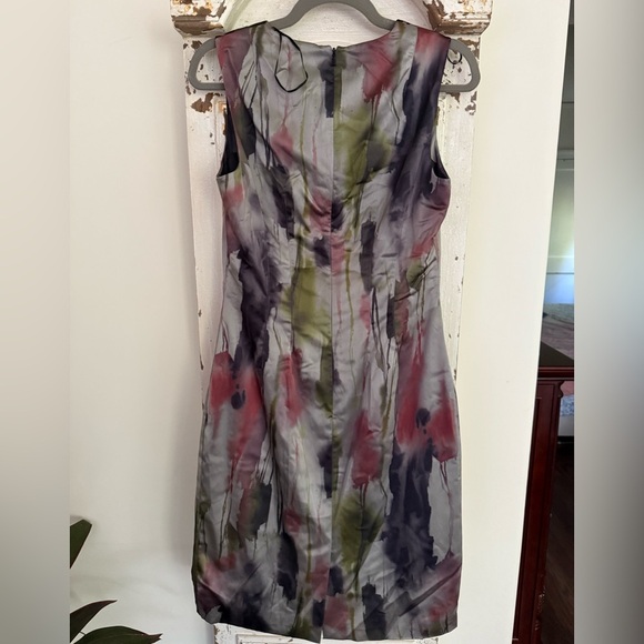 NWOT JAYGODFREY Satin Abstract Sheath Dress Size 10 - Picture 4 of 4